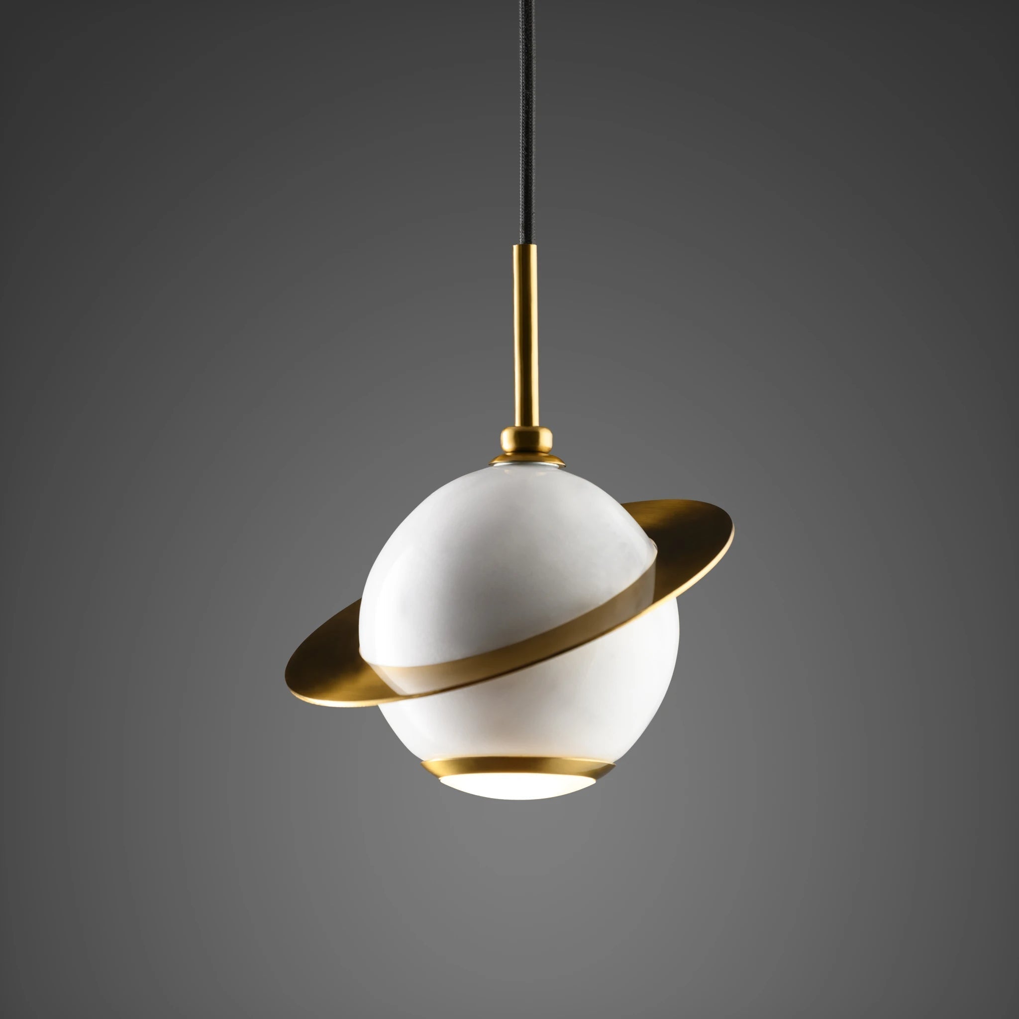 TOUR DE PEARL WHITE PENDANT LIGHT
