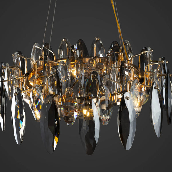 THE BRIGHT PURSUIT CHANDELIER