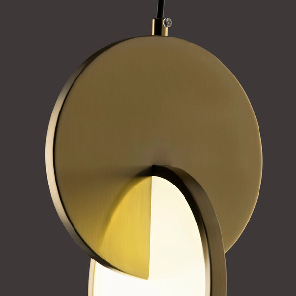 THE PIVOT PENDANT LIGHT