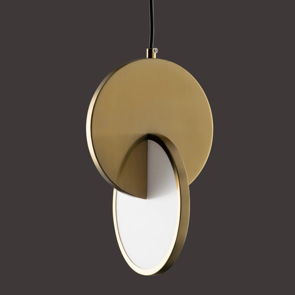 THE PIVOT PENDANT LIGHT