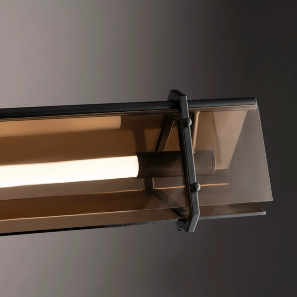 THE SIMPLY PHENOMENAL LINEAR LIGHT