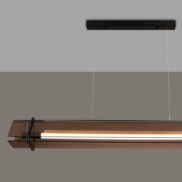 THE SIMPLY PHENOMENAL LINEAR LIGHT