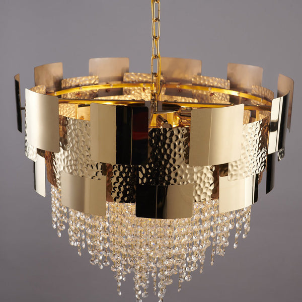 THE DAZZLING DIVA CHANDELIER