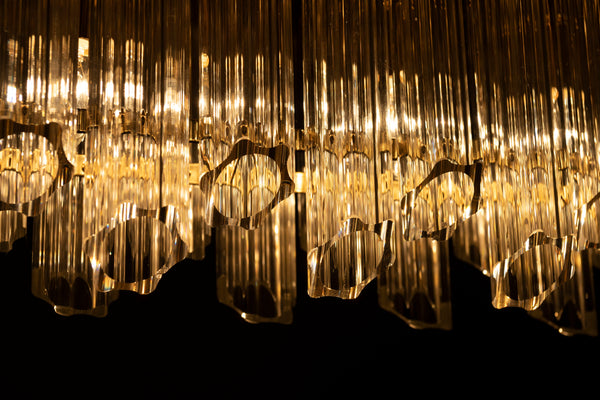 GLISTENING GLASS GRID CHANDELIER