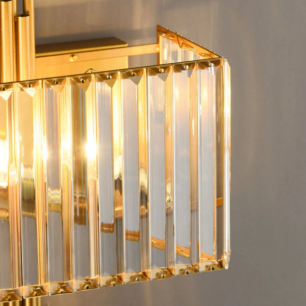 THE GOLDEN PROVIDENCE WALL LIGHT