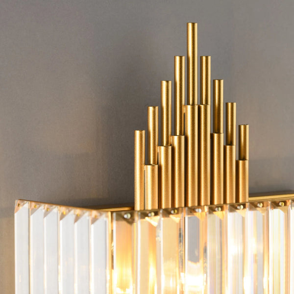 THE GOLDEN PROVIDENCE WALL LIGHT