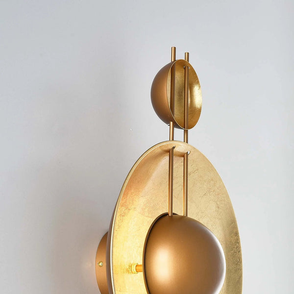 THE PERENNIAL PLUNGE WALL LIGHT